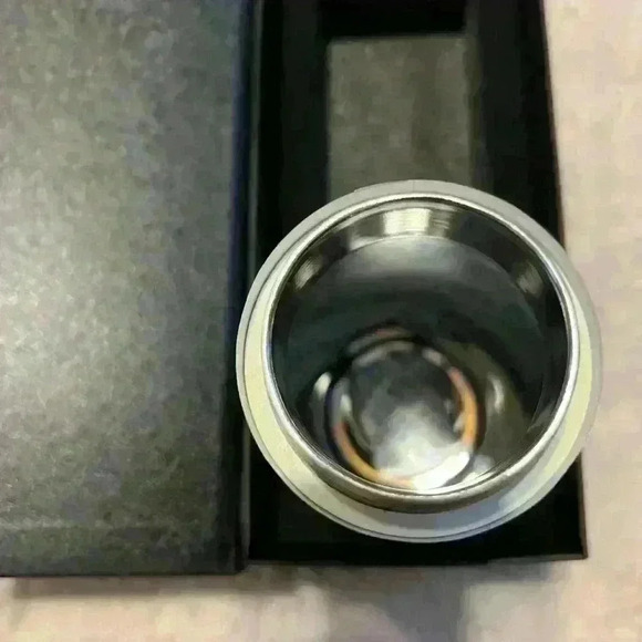 White luxury stainless steel Tumbler/cup, brand new in box - Picture 7 of 8